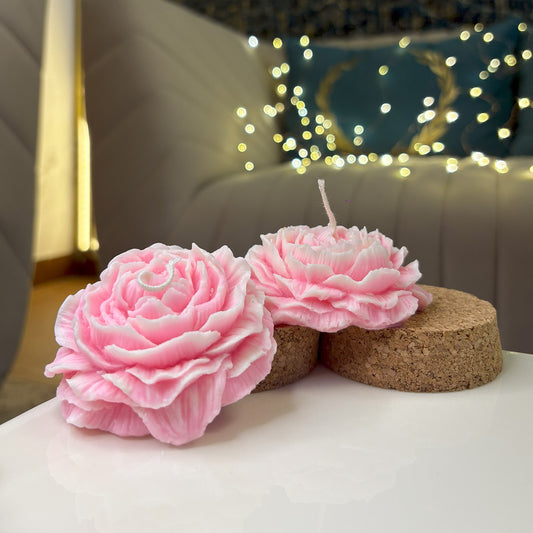 Gulabi Silk - Peonies Candle with Vanilla Fragrance
