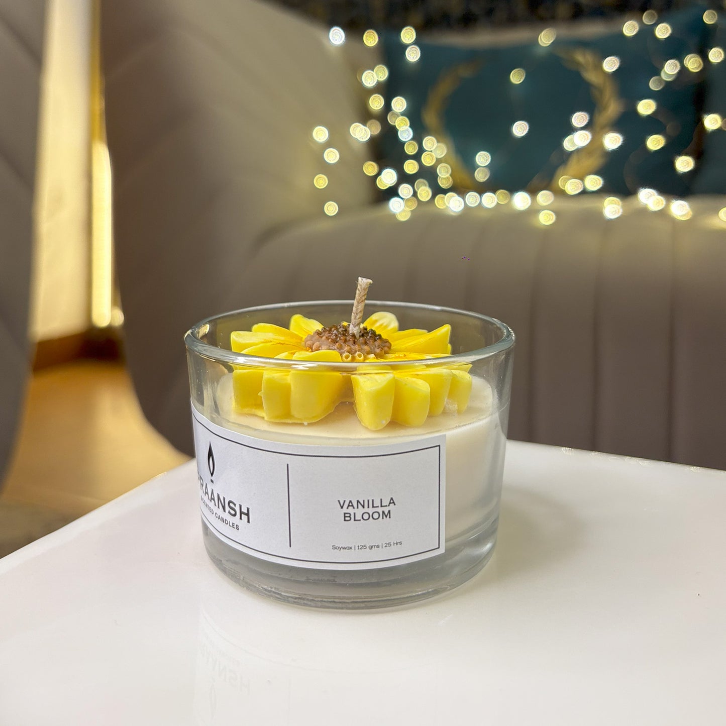 Vanilla Bloom - Bloom Jar Daisy Candle with Vanilla Fragrance